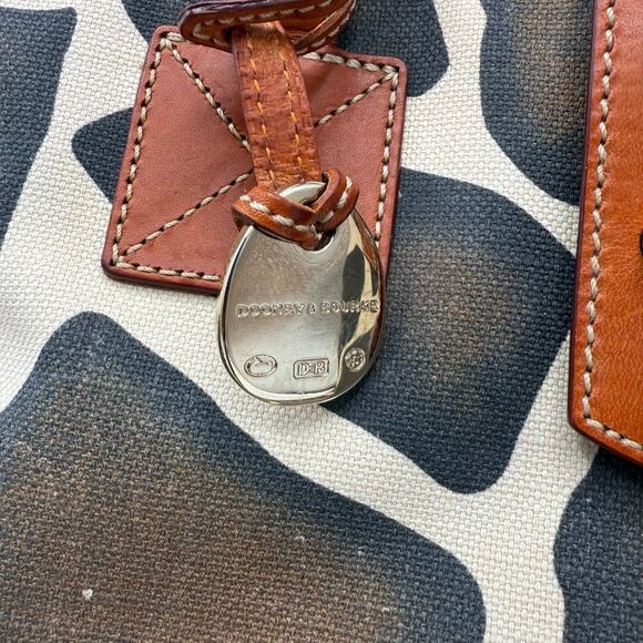 Dooney & Bourke Vintage VTG Canvas Leather Shoulder Giraffe Print Tote Bag - Picture 4 of 16